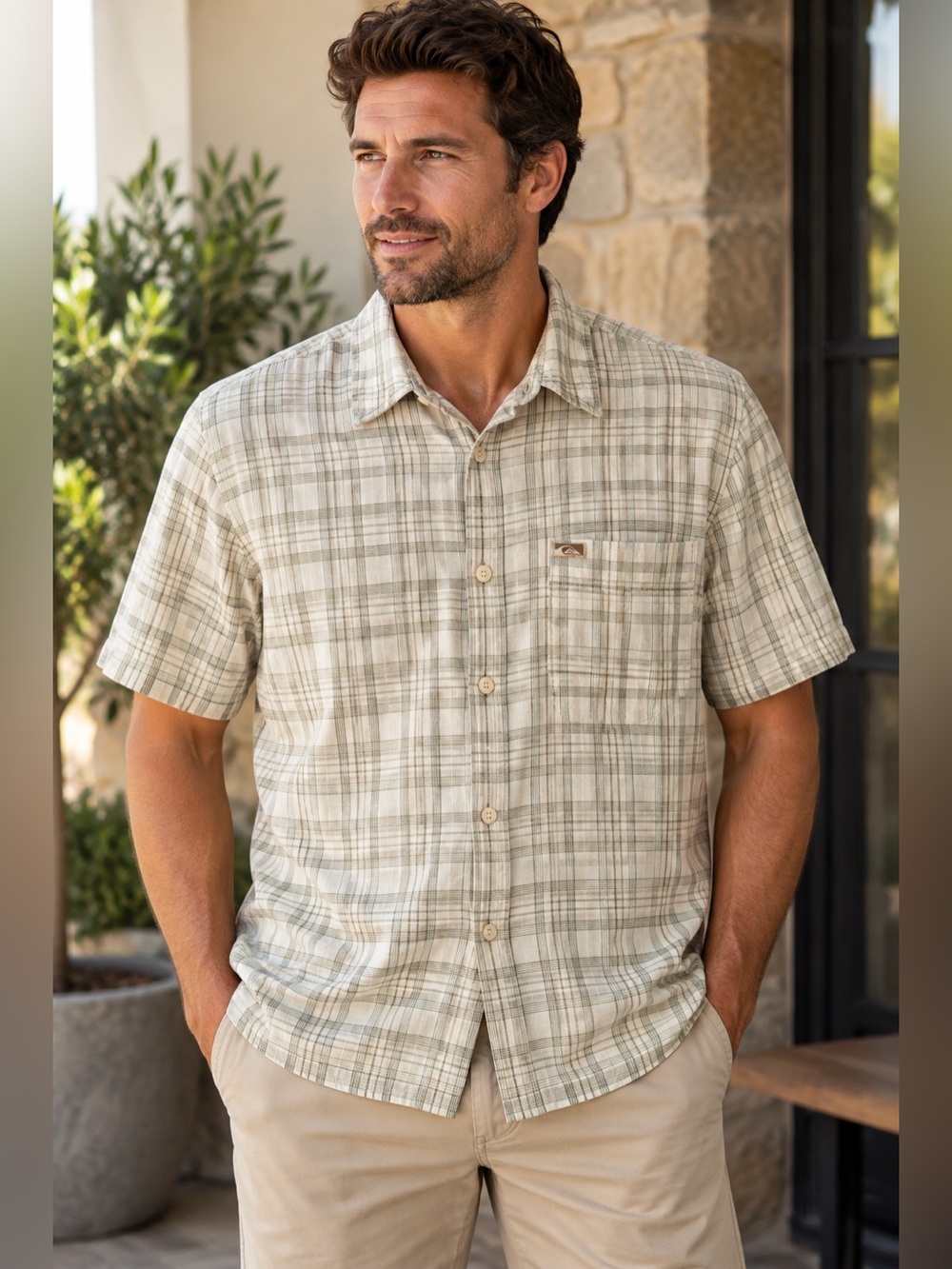 Quiksilver Men’s Plaid Short-Sleeve Shirt – Size M